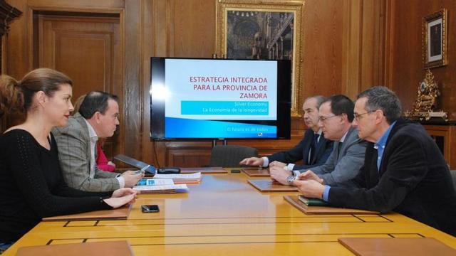 Reunión convocada por la Diputación con todas las administraciones, Zamora 10 y Caja Rural