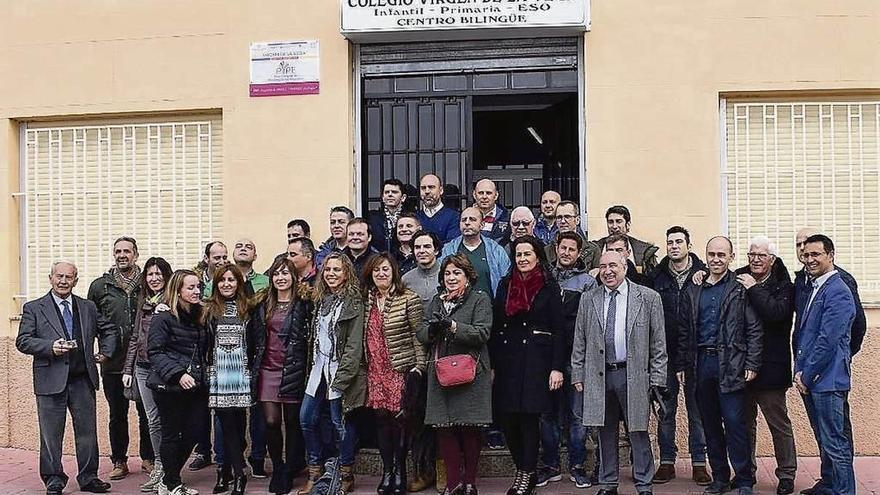 Reencuentro de compañeros de la promoción del 92 en el Virgen de la Vega