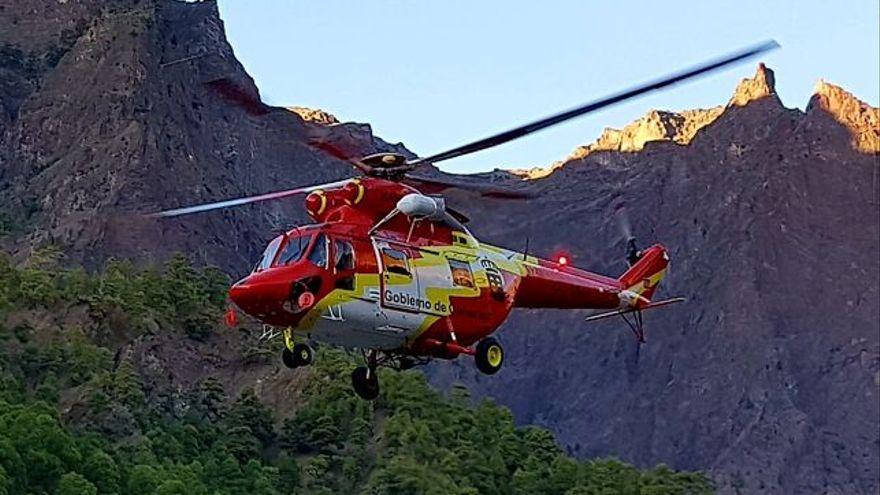 Helicóptero del GES en un rescate anterior en Tenerife.