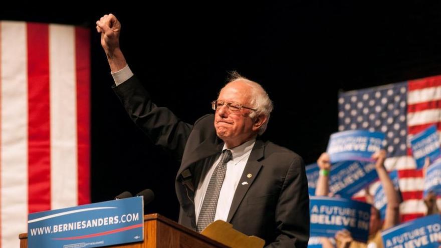 Cruz y Sanders golpean a Trump y Clinton en Wisconsin