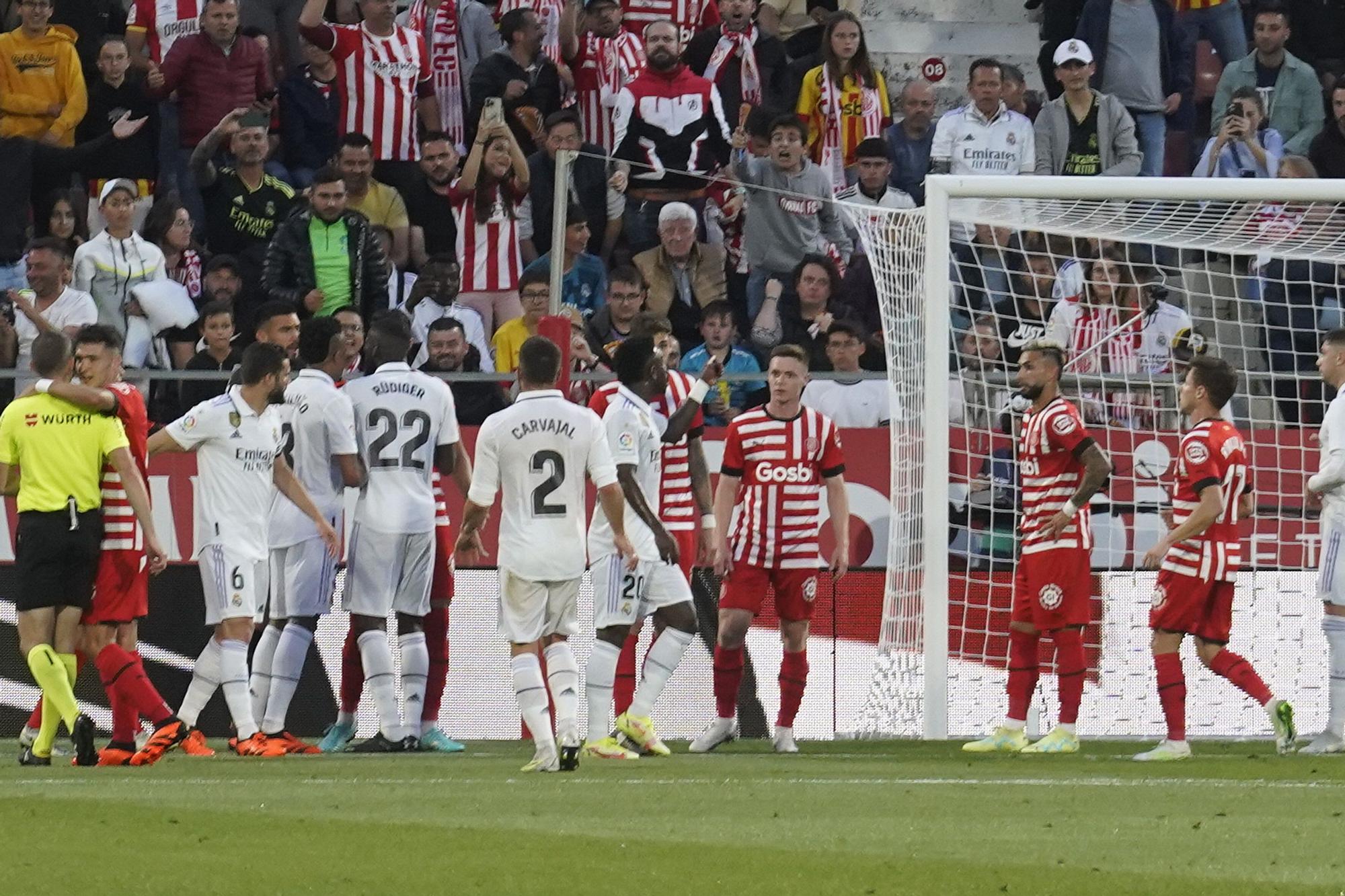 El Girona es cruspeix al Reial Madrid a Montilivi (4-2)