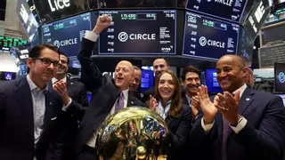Comisión Europea y BCE chocan por las criptomonedas mientras EEUU culmina su primera gran regulación