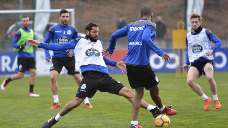 Celso Borges, en el entrenamiento de este miércoles.