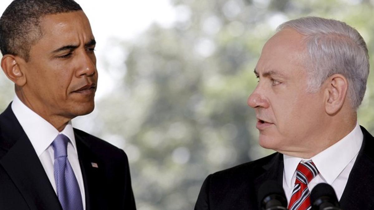 Tensa mirada entre Obama y Netanyahu, durante un encuentro en Washington, en el 2010.