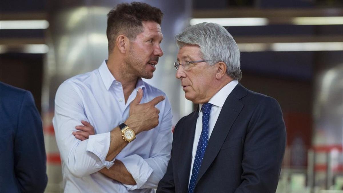 Enrique Cerezo junto a Simeone