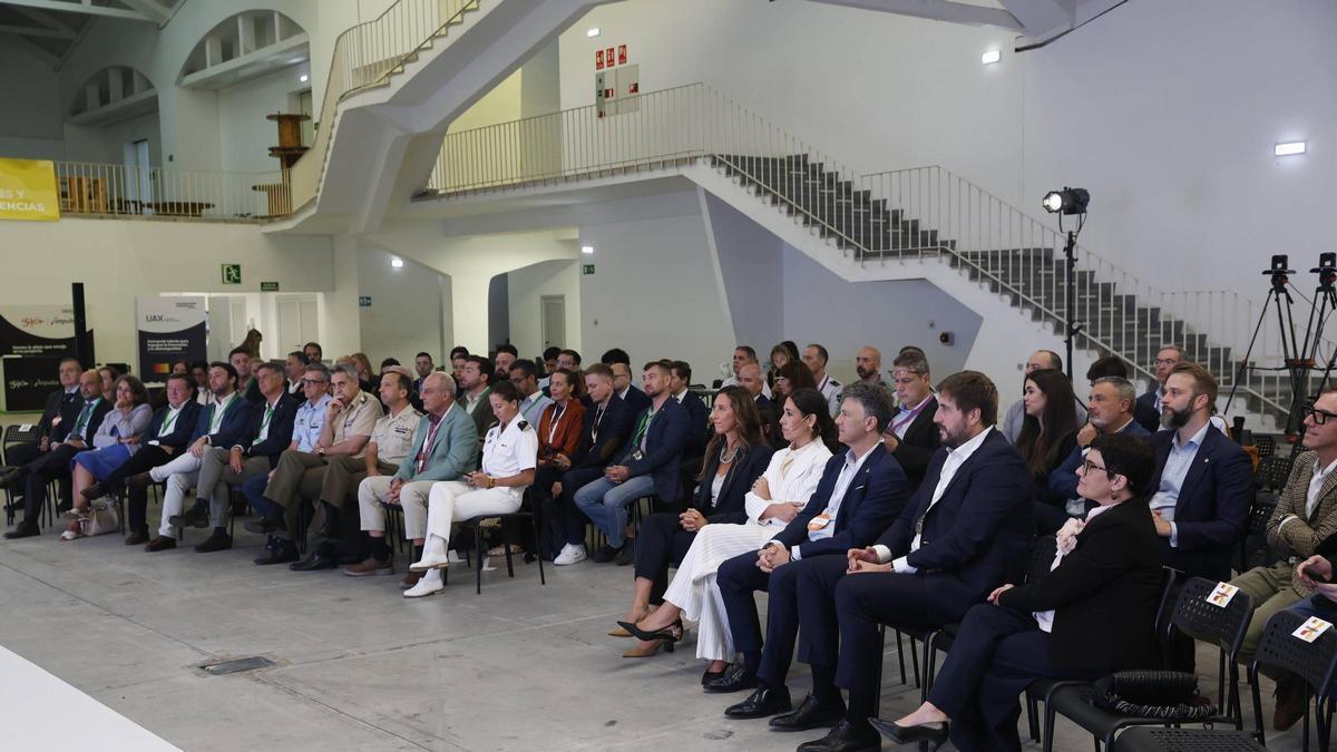 Público asistente al Defence & Tech Summit en Gijón