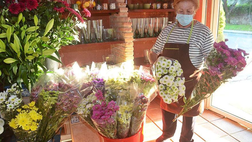 Floristerías y viveros achican sus ganancias para atenuar la subida de precios en Difuntos