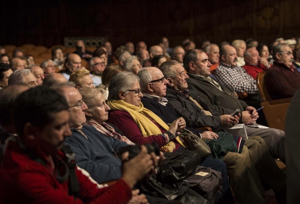 Concurso de tonada en el Teatro Filarmónica