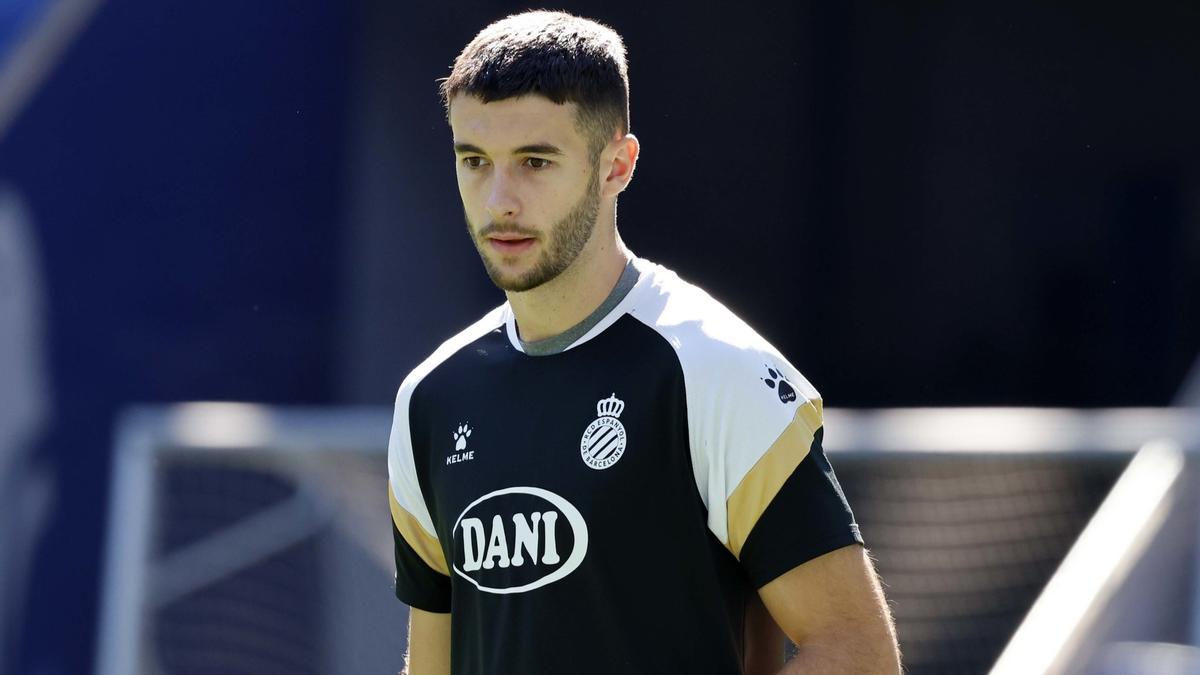 Joan García, en un entrenamiento del Espanyol.