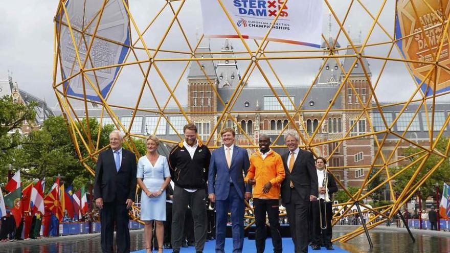 Los reyes de Holanda asistieron al acto de inauguración de los Europeos, celebrado ayer.