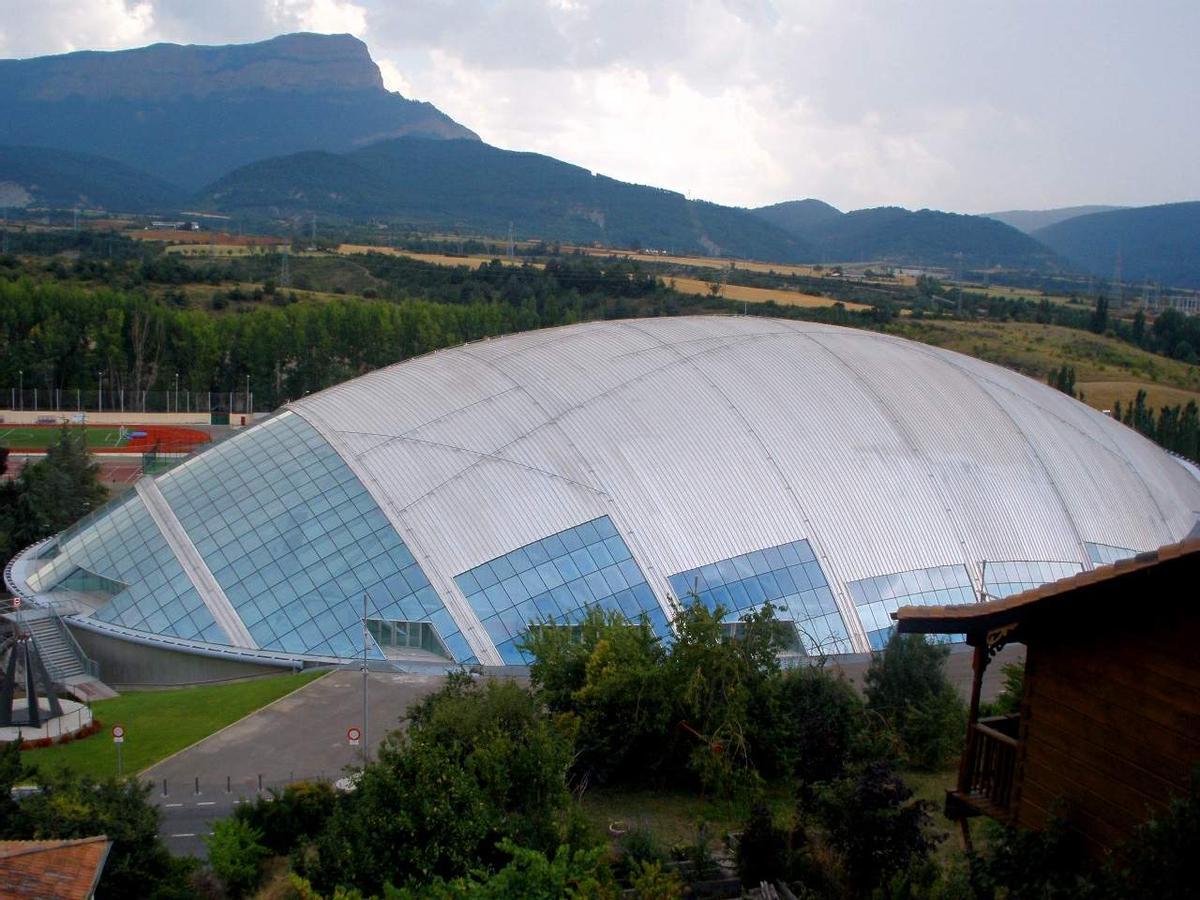 El Pabellón de Hielo de Jaca es uno de los referentes nacionales para las actividades deportivas