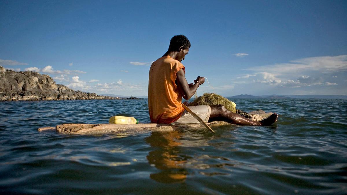 Pescador artesanal en Kenia.