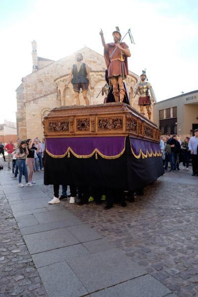 El "Cinco de Copas", en la iglesia de San Juan