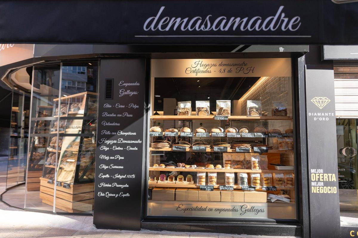 Exterior de Demasamadre, en Oviedo