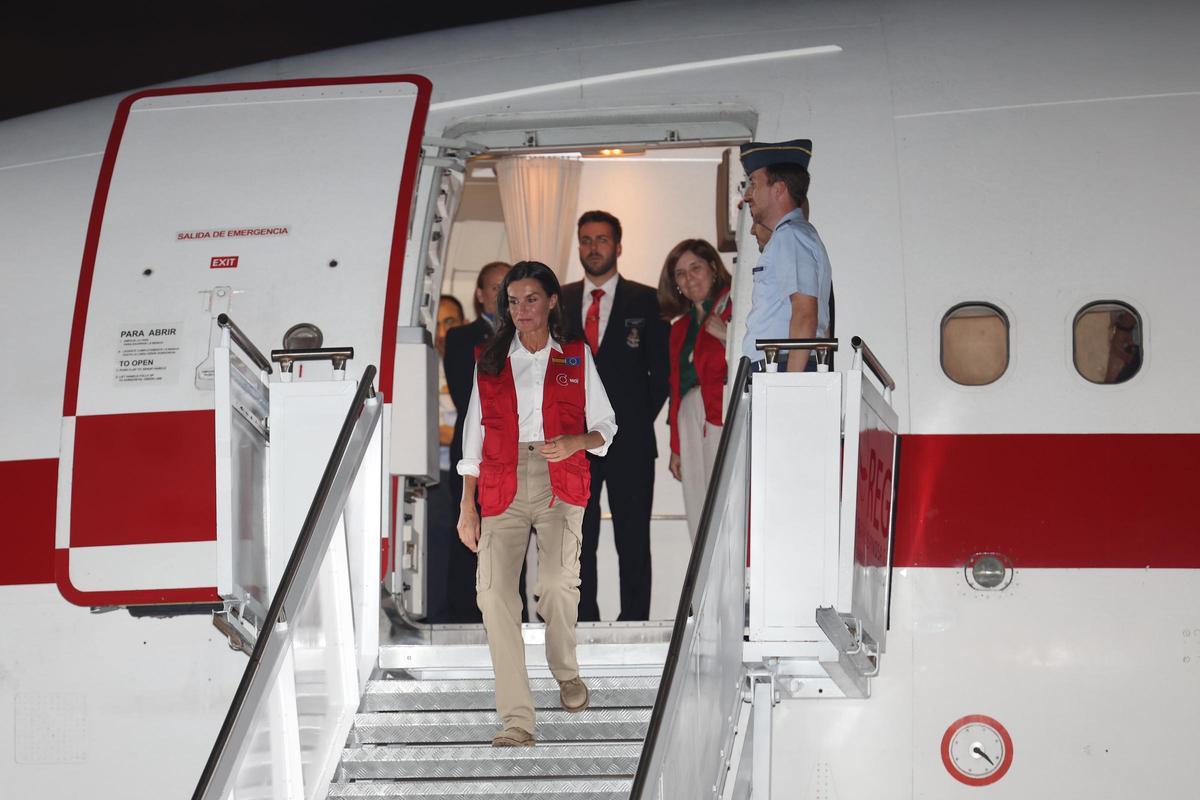 Letizia inicia su viaje de cooperación en Colombia