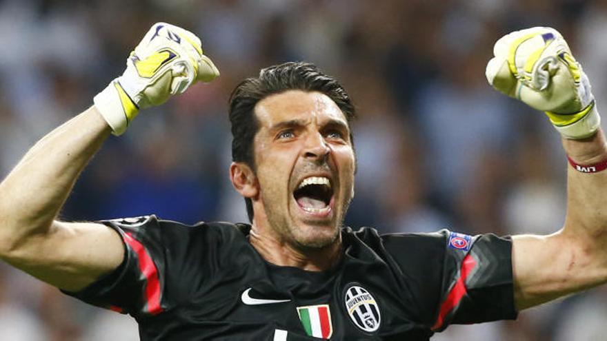 Buffon da ejemplo de capitanía