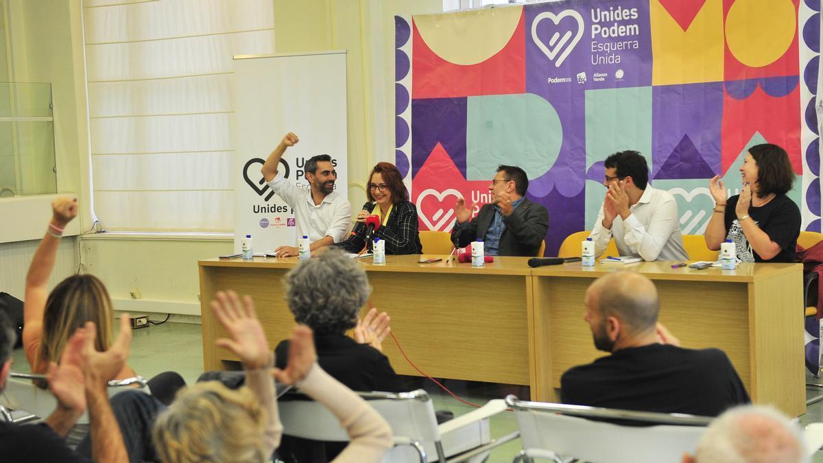 Elche, Aula de Cultura de La CAM. Mitin de Unidas Podemos e Izquierda Unida con Jan Carlos Monedero