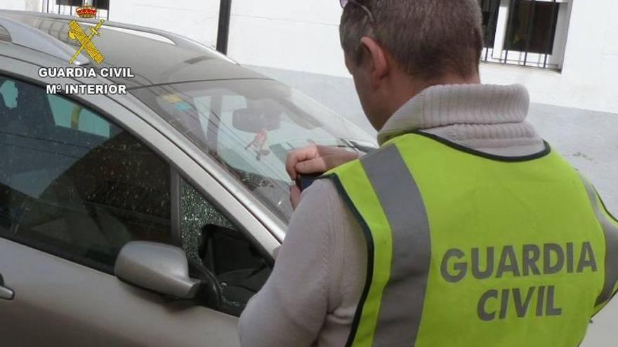 Detenidas dos personas en Épila y La Almunia por atentado a la autoridad