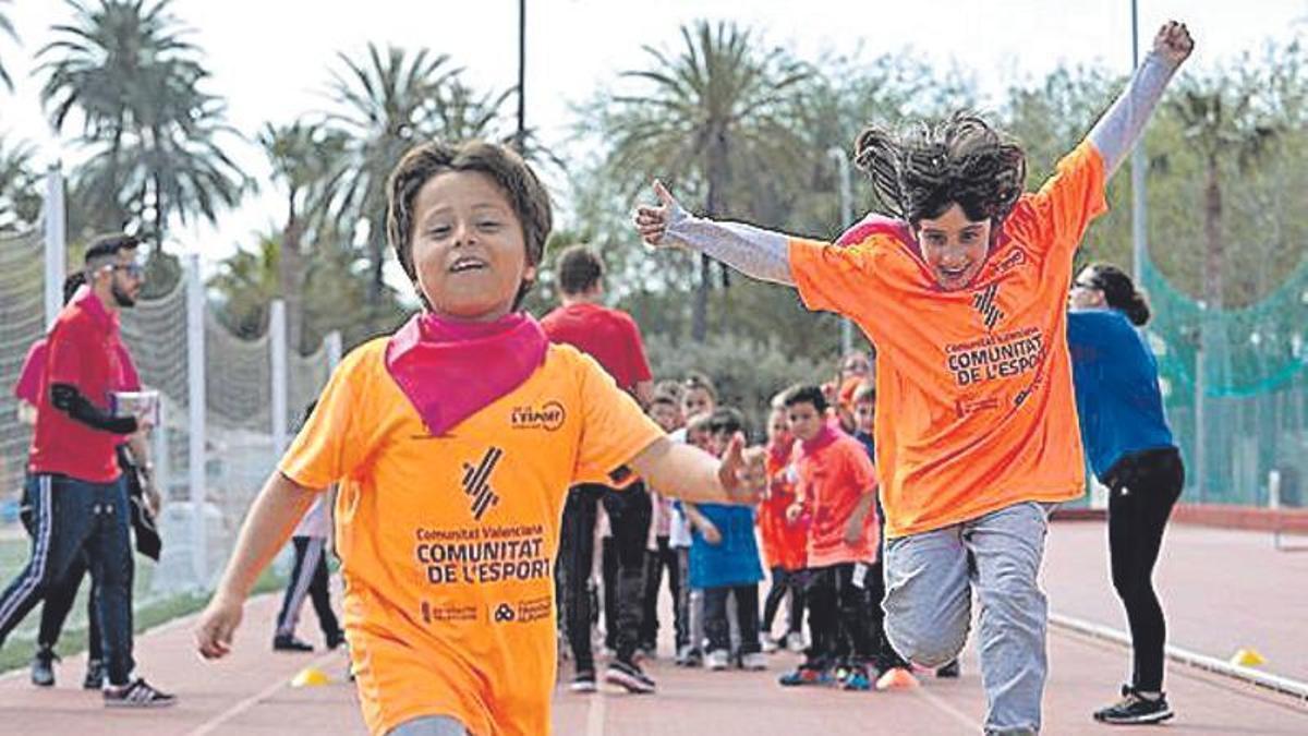 Los colegios de la Comunitat Valenciana celebran el Dia de l'Esport, organizado por la Fundación Trinidad Alfonso y la Generalitat Valenciana.