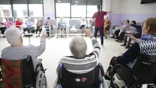 Los CAP atenderán a los ancianos de las residencias catalanas: se contratarán 247 sanitarios