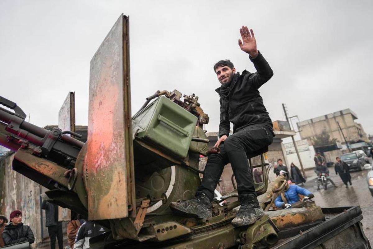 Siria anuncia la captura de Raqqa y la disolución de las milicias kurdosirianas