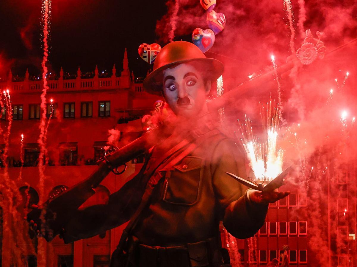 Cremà 2026: Así ha ardido la Falla del Ayuntamiento