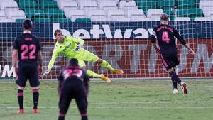 jmexposito55128197 soccer football   la liga santander   real betis v real madr200926233050