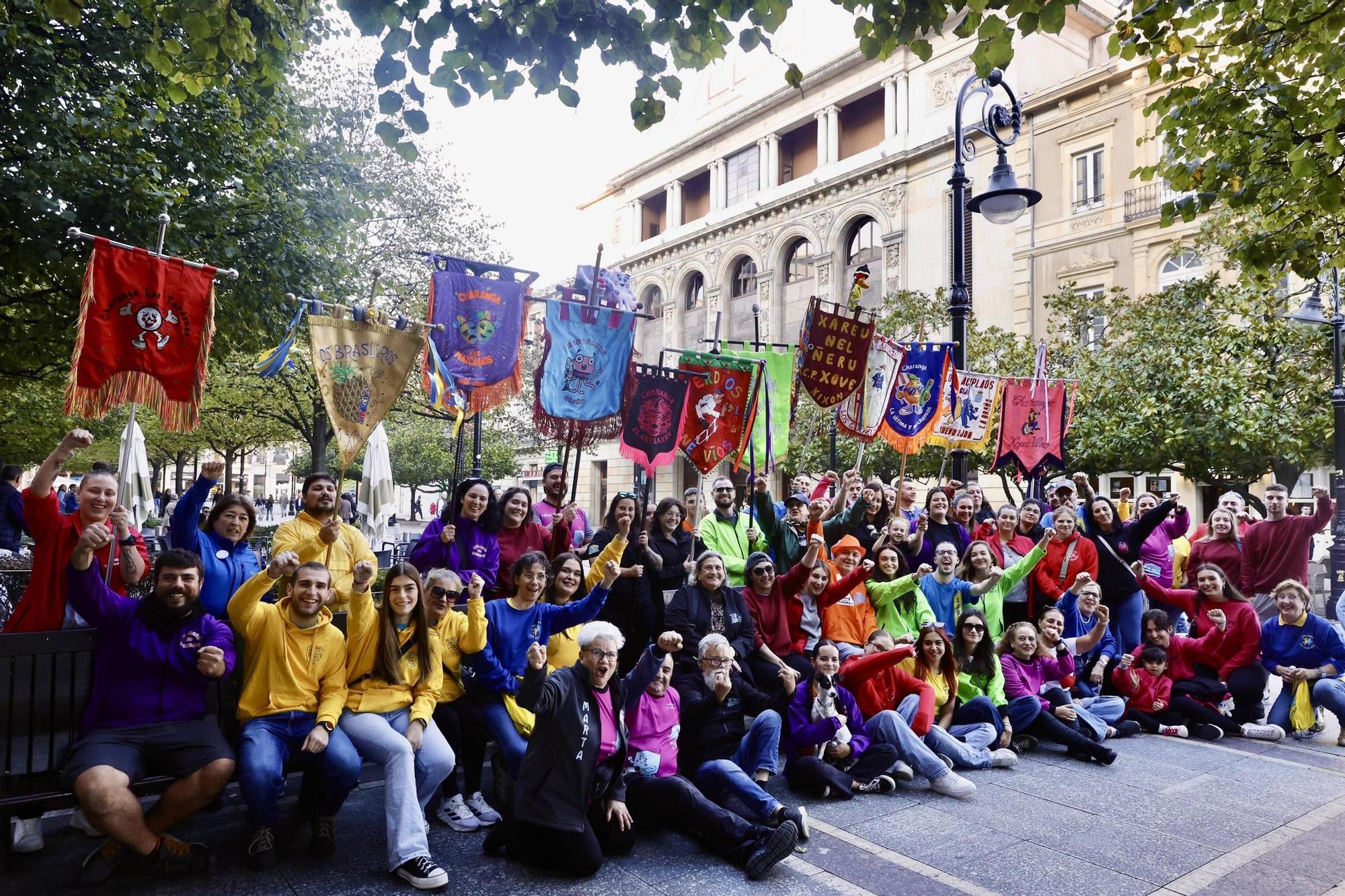 Las charangas del Antroxu de Gijón, tajantes ante su conflicto con el Ayuntamiento: "Un único lugar de ensayo es inviable" (en imágenes)