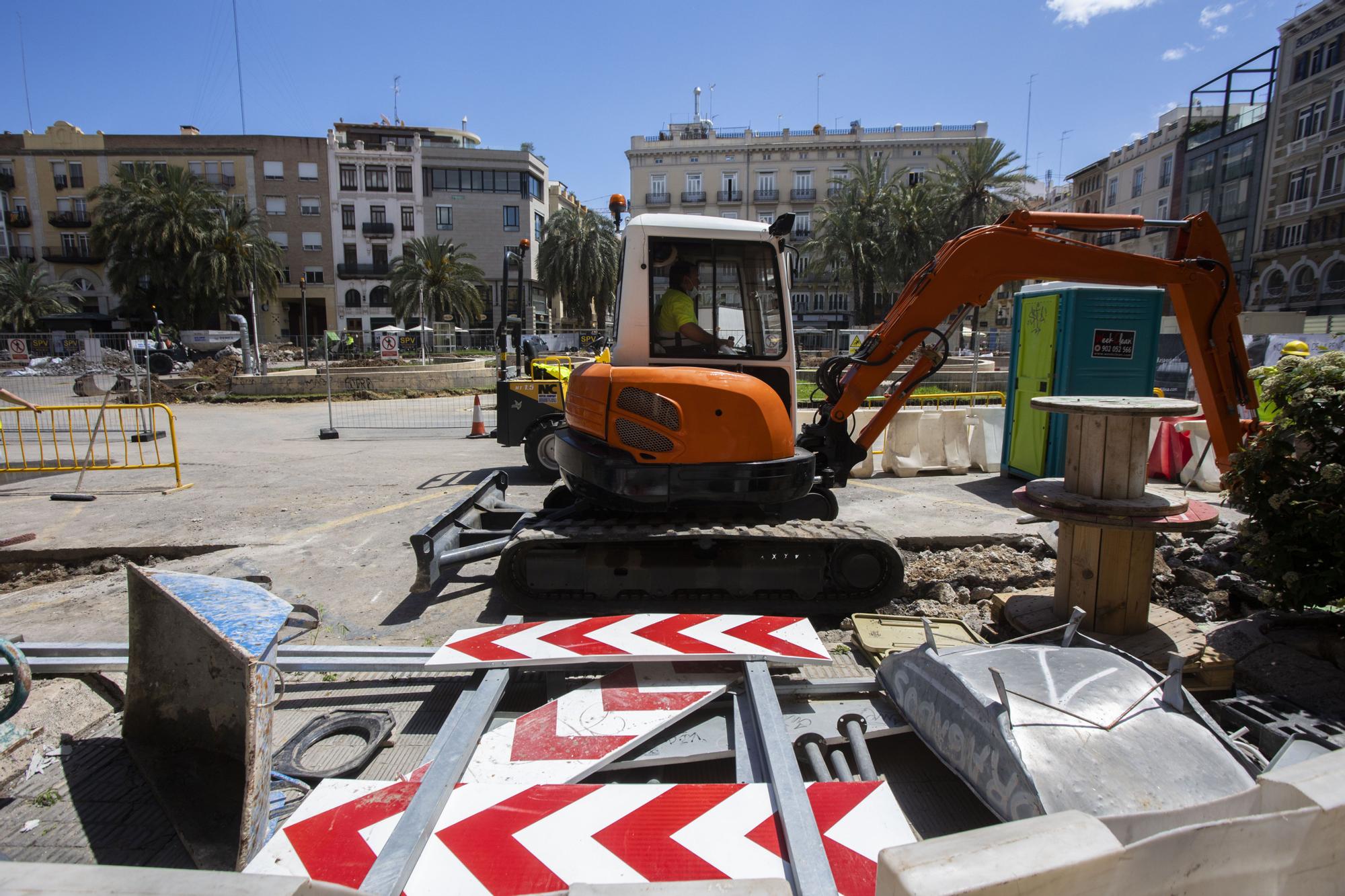 Así avanza la reforma de la plaza de la Reina