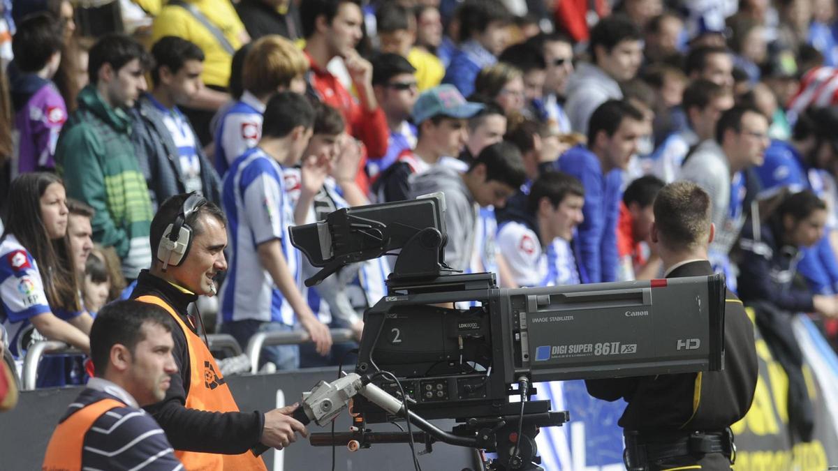 La televisión, el maná que se ha ganado el Deportivo con el ascenso a Primera: de 267.000 euros a un mínimo 40 millones