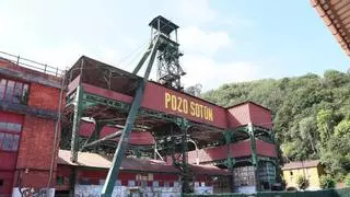 Las Cuencas quieren ser una mina de turistas: el pozo Sotón acoge unas jornadas formativas para rentabilizar el patrimonio industrial