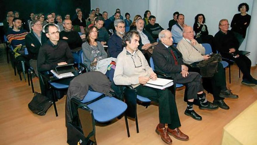 Assistents a les jornades &quot;Patrimoni en perill al Bages&quot;