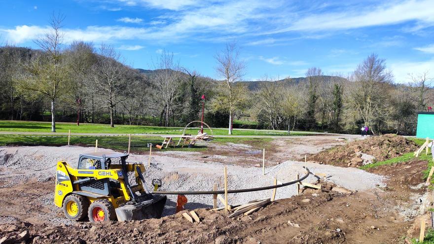 Villaviciosa inicia la construcción del nuevo &quot;skatepark&quot;, con guiño al gran emblema del municipio