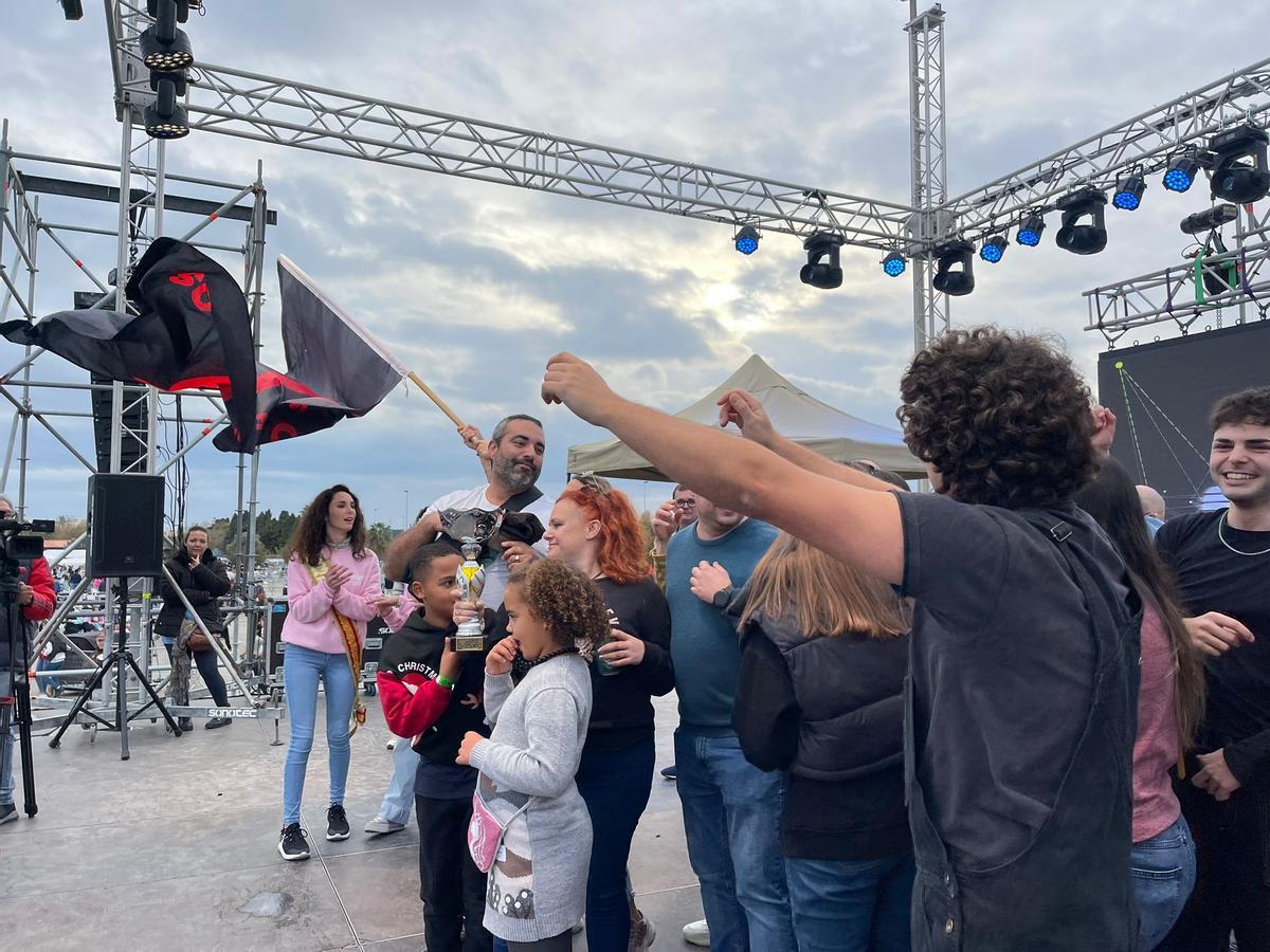 Uno de los grupos ganadores de los concursos de la jornada, en el que se encontraba la Reina de la Sal, Mireya Hernández Uno de los grupos ganadores de los concursos de la jornada, en el que se encontraba la Reina de la Sal, Mireya Hernández