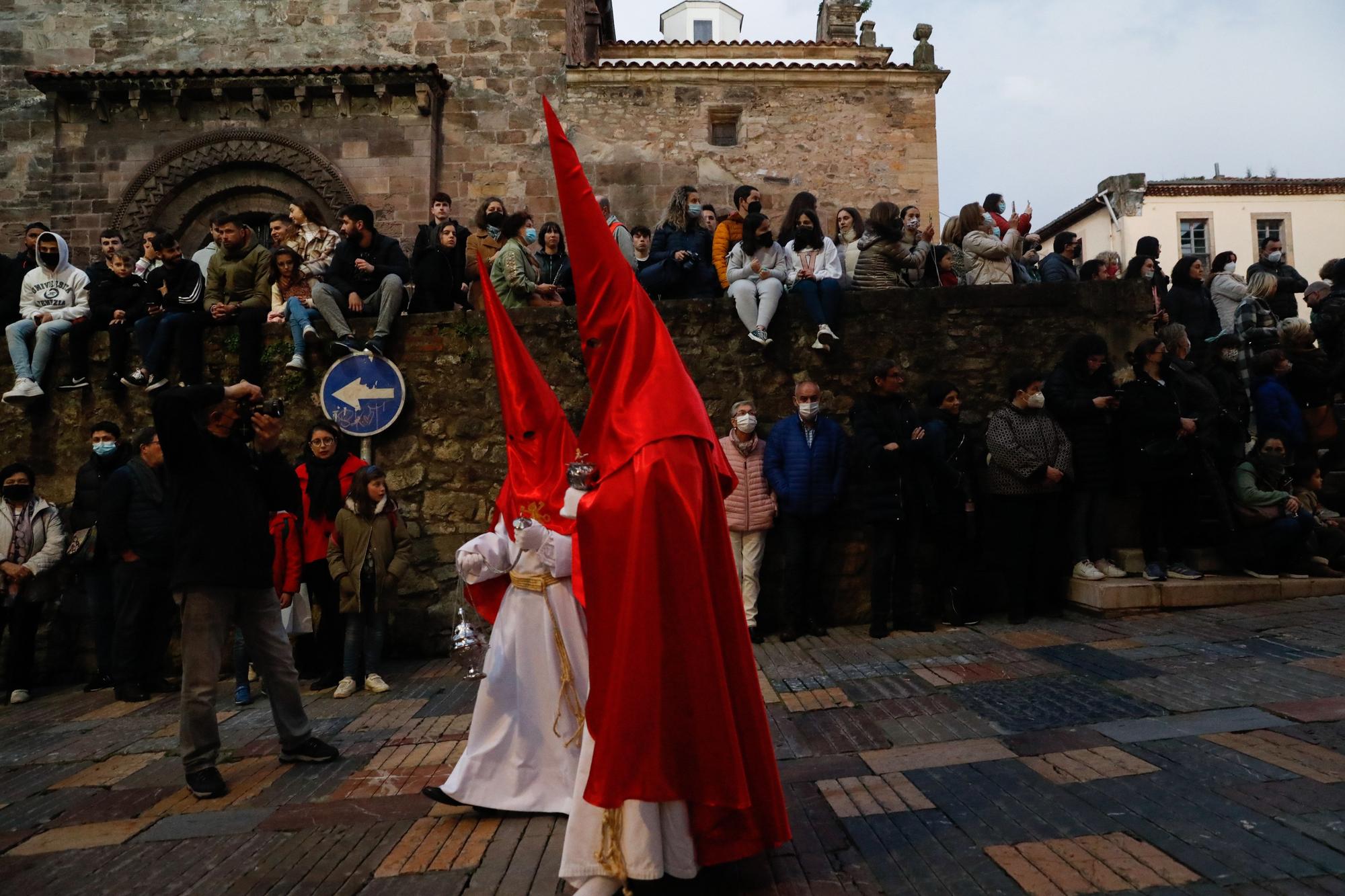 Jubiloso reencuentro con San Pedro en Avilés