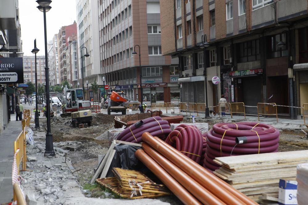 Aspecto de la calle Aguado, en obras, esta mañana