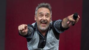 Santi Balmes en un concierto.