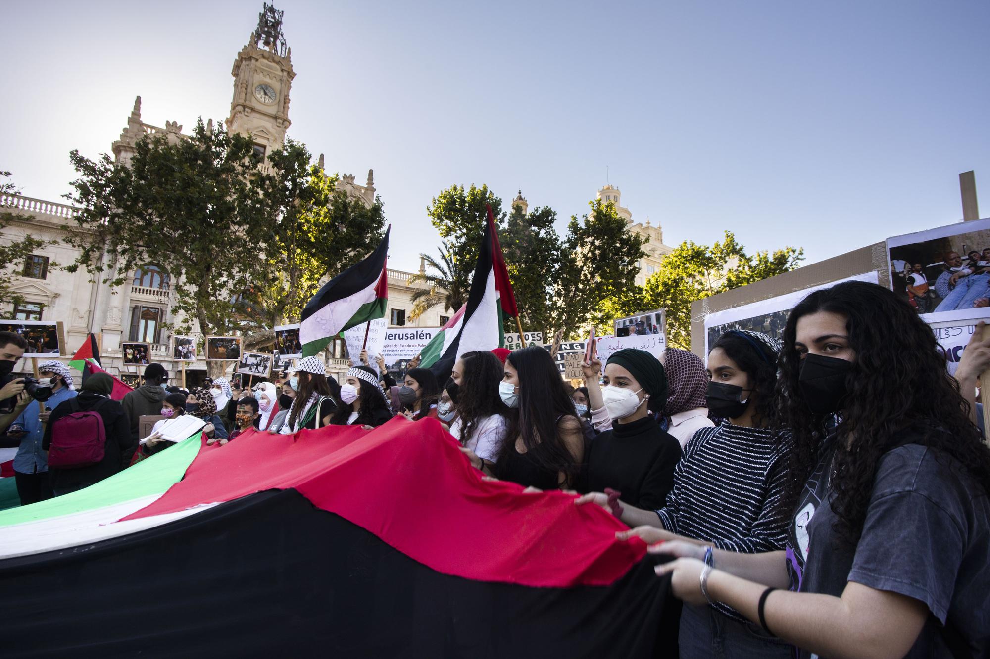 Protesta en València contra los bombardeos israelíes en Gaza y los desahucios en Jerusalén Este