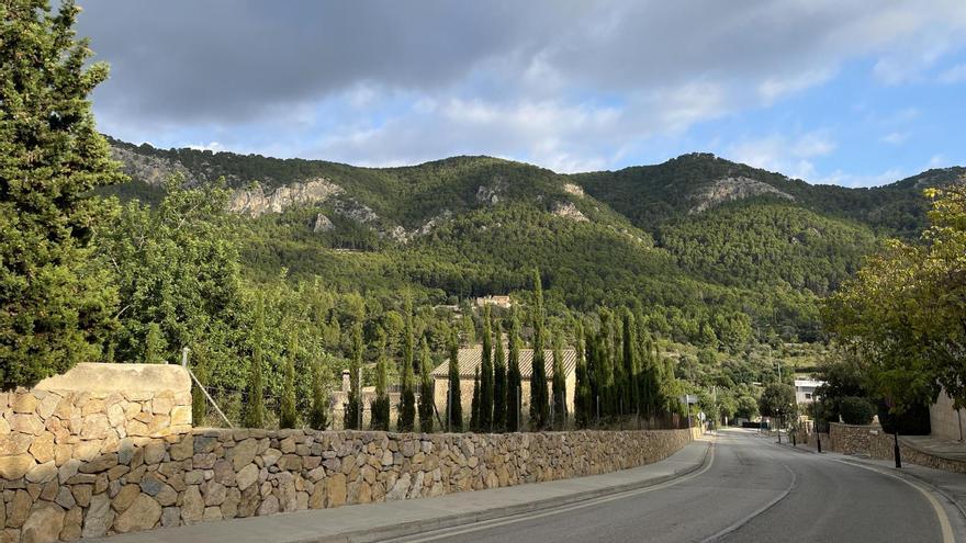 Hügel in Richtung Coll de Sa Creu.