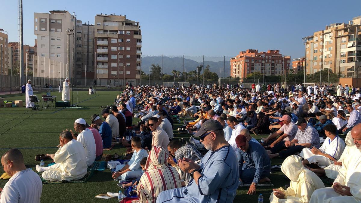 La comunidad musulmana, reunida en Murcia para celebrar la Fiesta del Cordero.