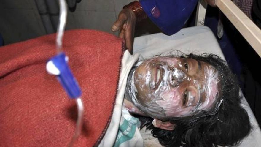 La joven pakistaní que murió tras prenderse fuego.
