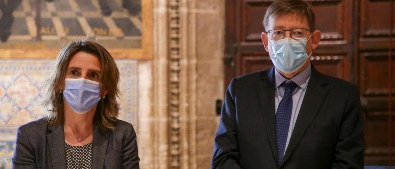 La ministra de Transición Ecológica, Terewsa Ribera, y el president de la Generalitat, Ximo Puig, el pasado jueves en València.
