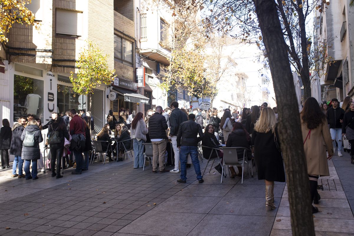 ¿Has salido de cañas por Cáceres? Búscate en esta fotogalería