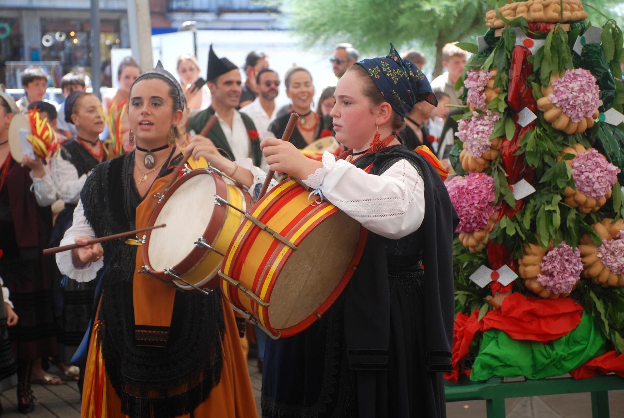 Día grande de las fiestas de Santa María Magdalena en Llanes