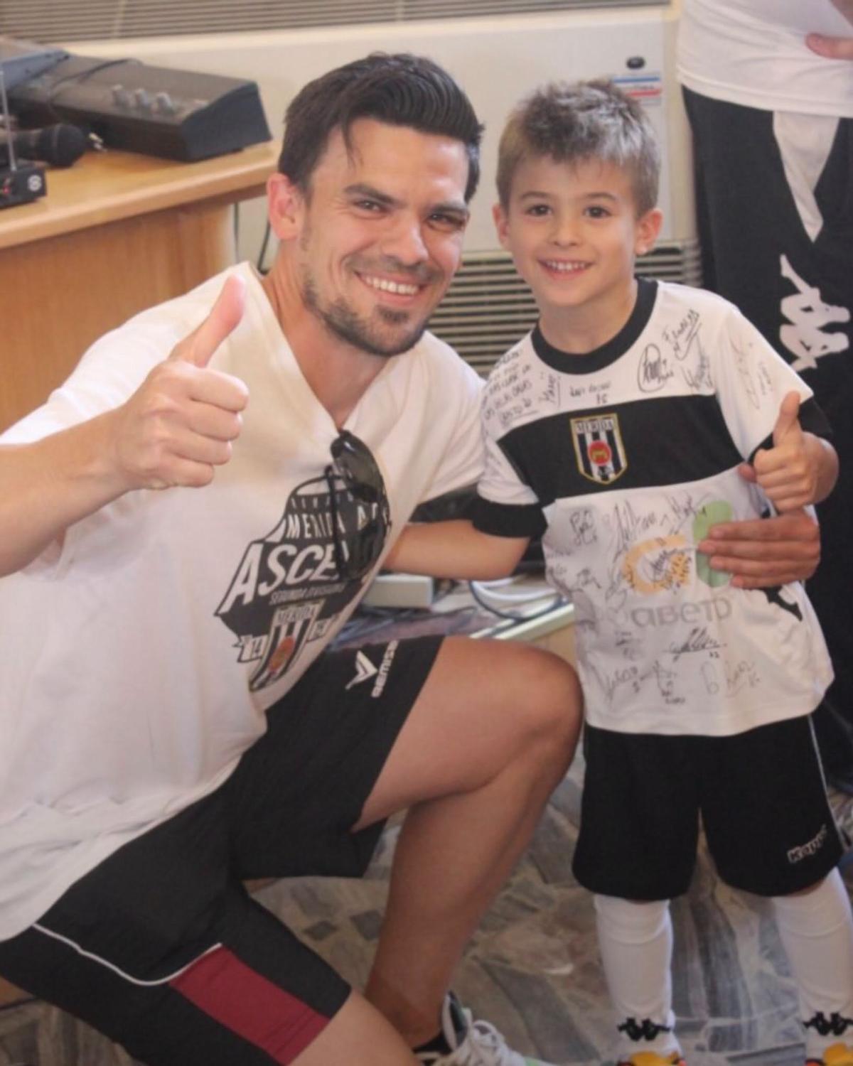 Padre e hijo, en una imagen retrospectiva.
