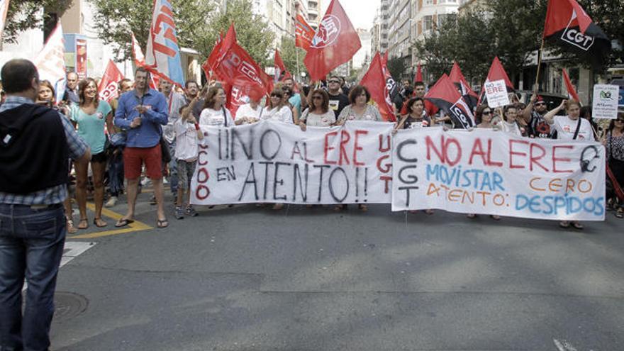 Imagen de las protestas de los trabajadores de Atento en A Coruña // 13Fotos