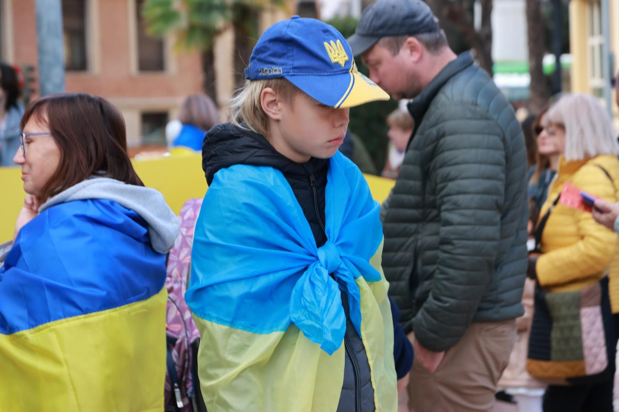 Cientos de castellonenses se manifestan por la paz en Ucrania