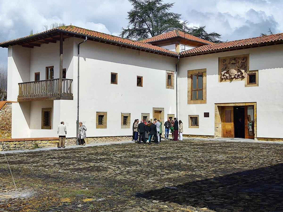La boda civil de Tamara y Gabriel en Siero, en imágenes La boda civil de Tamara y Gabriel en Siero, en imágenes