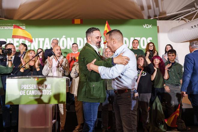 FOTOGALERÍA | Santiago Abascal en Mérida en la presentación de los candidatos de Vox