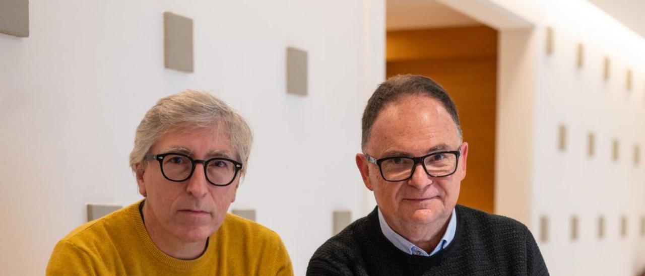 David Trueba i Jordi Ferrerons, presentant fa uns dies la sèrie a Madrid.